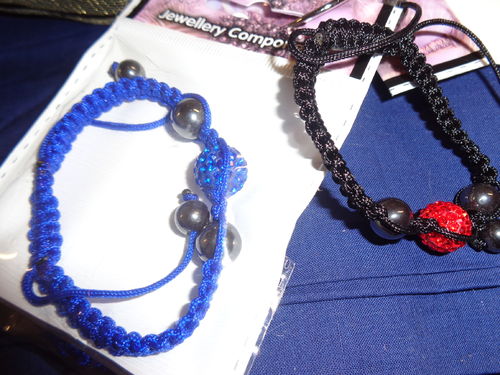 bracelet 2 col. trim with beads