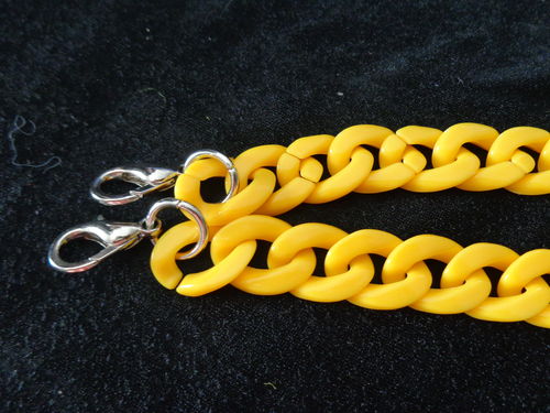 chain for purse 23" diff. col. with hooks