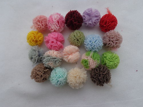 lace pompons mini diff. col. 6pc./pack