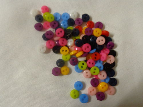 buttons plastic, diff. col. 10pc/pack